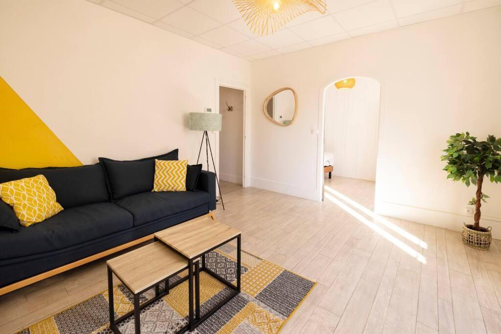 Le Cosy C - T2 Tout Equipe - Centre-Ville Gare Montluçon Esterno foto