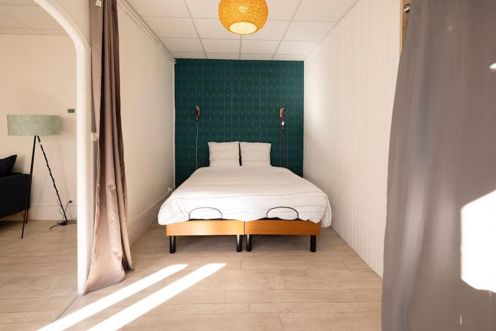 Le Cosy C - T2 Tout Equipe - Centre-Ville Gare Montluçon Esterno foto